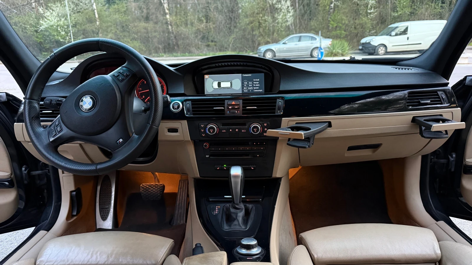 BMW 330, снимка 12 - Автомобили и джипове - 54276488