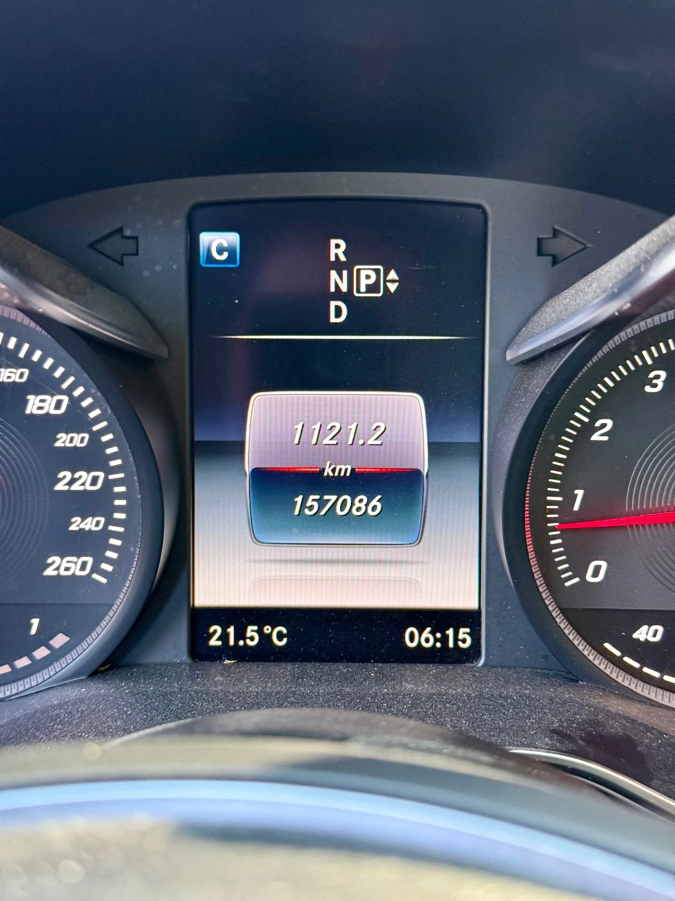 Mercedes-Benz C 300 4-Matic, Burmeister, Кожа, Keyless, LED, Панорама, снимка 12 - Автомобили и джипове - 54314121