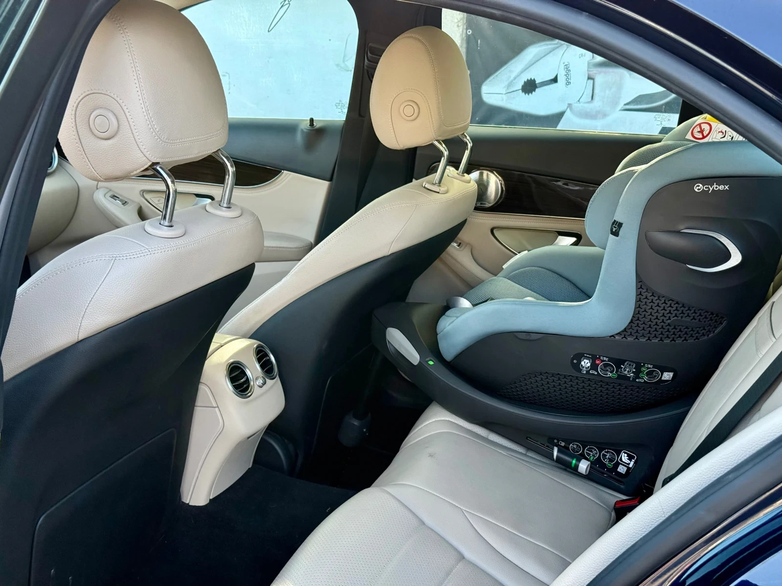 Mercedes-Benz C 300 4-Matic, Burmeister, Кожа, Keyless, LED, Панорама, снимка 8 - Автомобили и джипове - 54314121