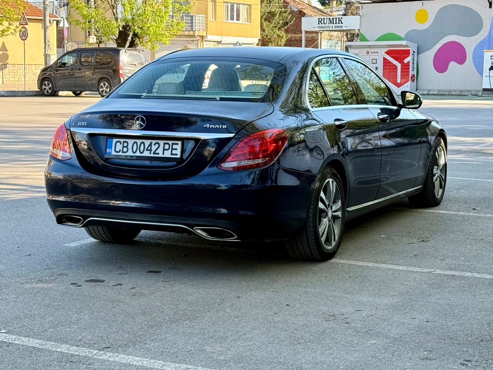 Mercedes-Benz C 300 4-Matic, Burmeister, Кожа, Keyless, LED, Панорама, снимка 3 - Автомобили и джипове - 54314121