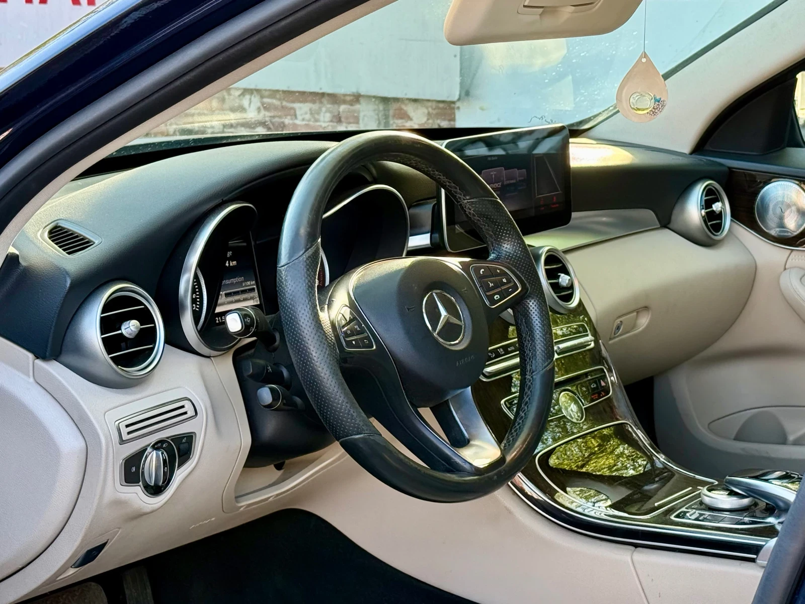 Mercedes-Benz C 300 4-Matic, Burmeister, Кожа, Keyless, LED, Панорама, снимка 5 - Автомобили и джипове - 54314121