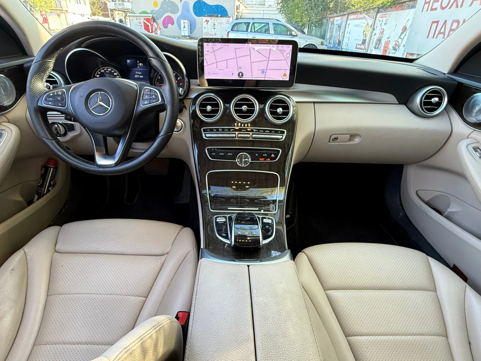 Mercedes-Benz C 300 4-Matic, Burmeister, Кожа, Keyless, LED, Панорама, снимка 10 - Автомобили и джипове - 54314121