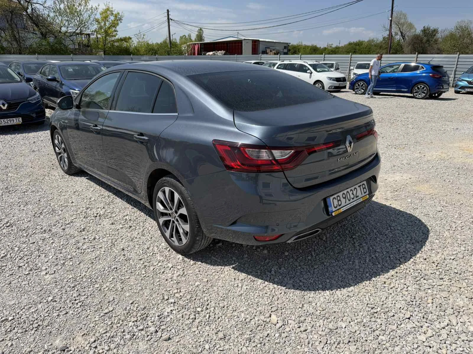 Renault Megane 1.3TCe/Sedan/140k.c./Intens | Mobile.bg � ����������� 5