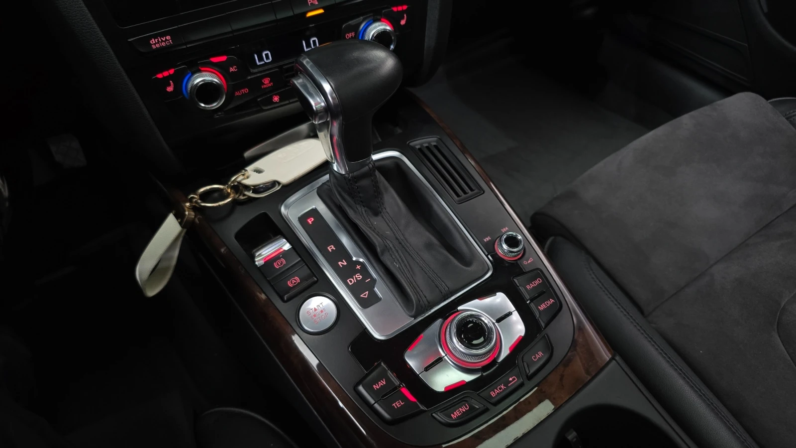 Audi A5 Quattro 2.0TFSI * ПОДГРЕВ * ЛЮК * КАМЕРА, снимка 9 - Автомобили и джипове - 55323229