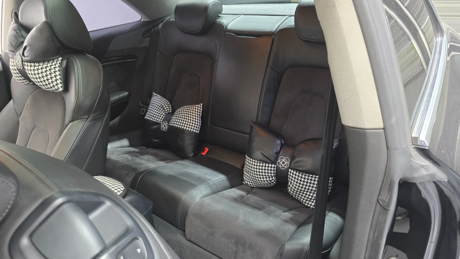 Audi A5 Quattro 2.0TFSI * ПОДГРЕВ * ЛЮК * КАМЕРА, снимка 11 - Автомобили и джипове - 55323229