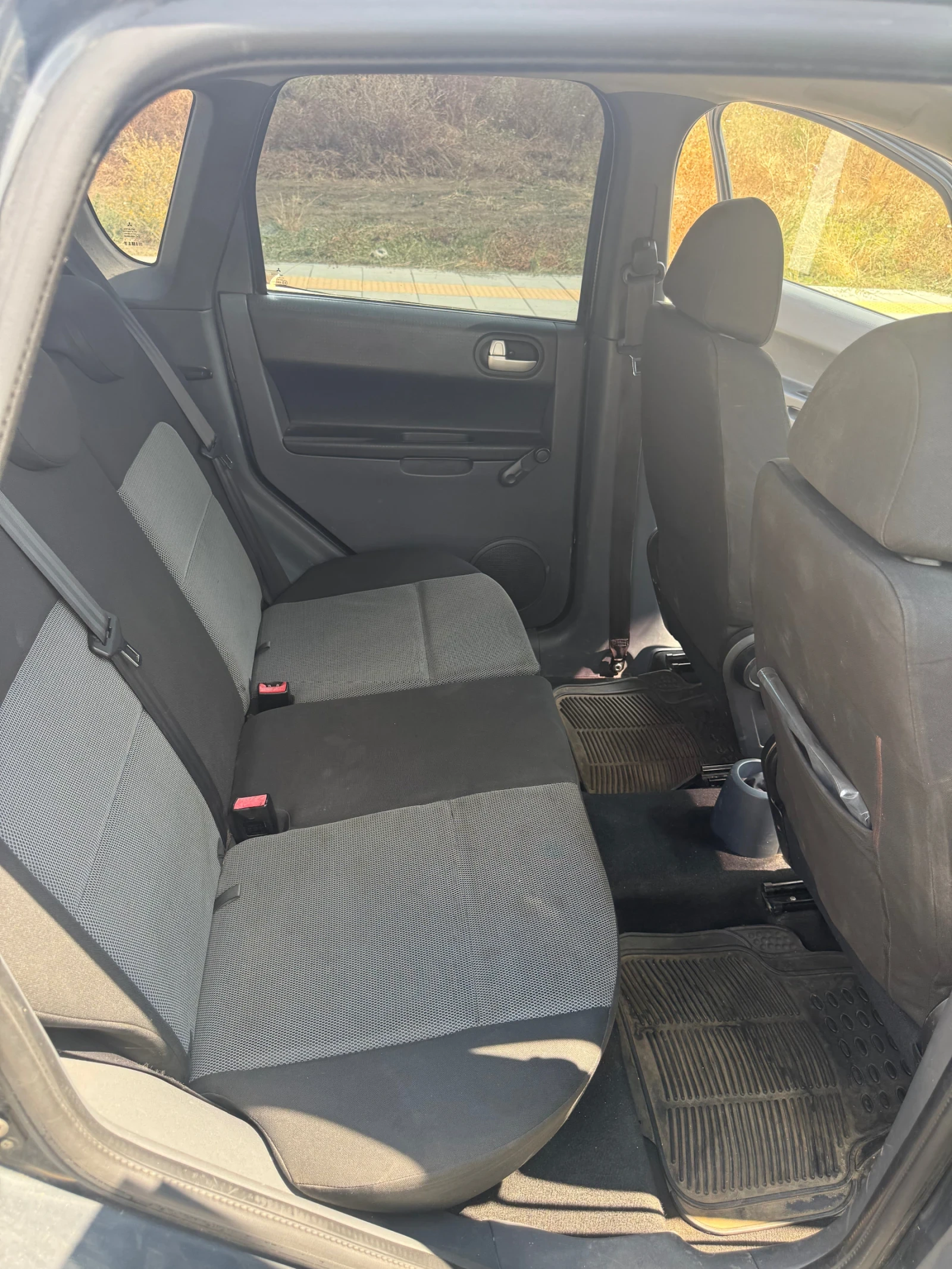 Mitsubishi Colt, снимка 9 - Автомобили и джипове - 55574052