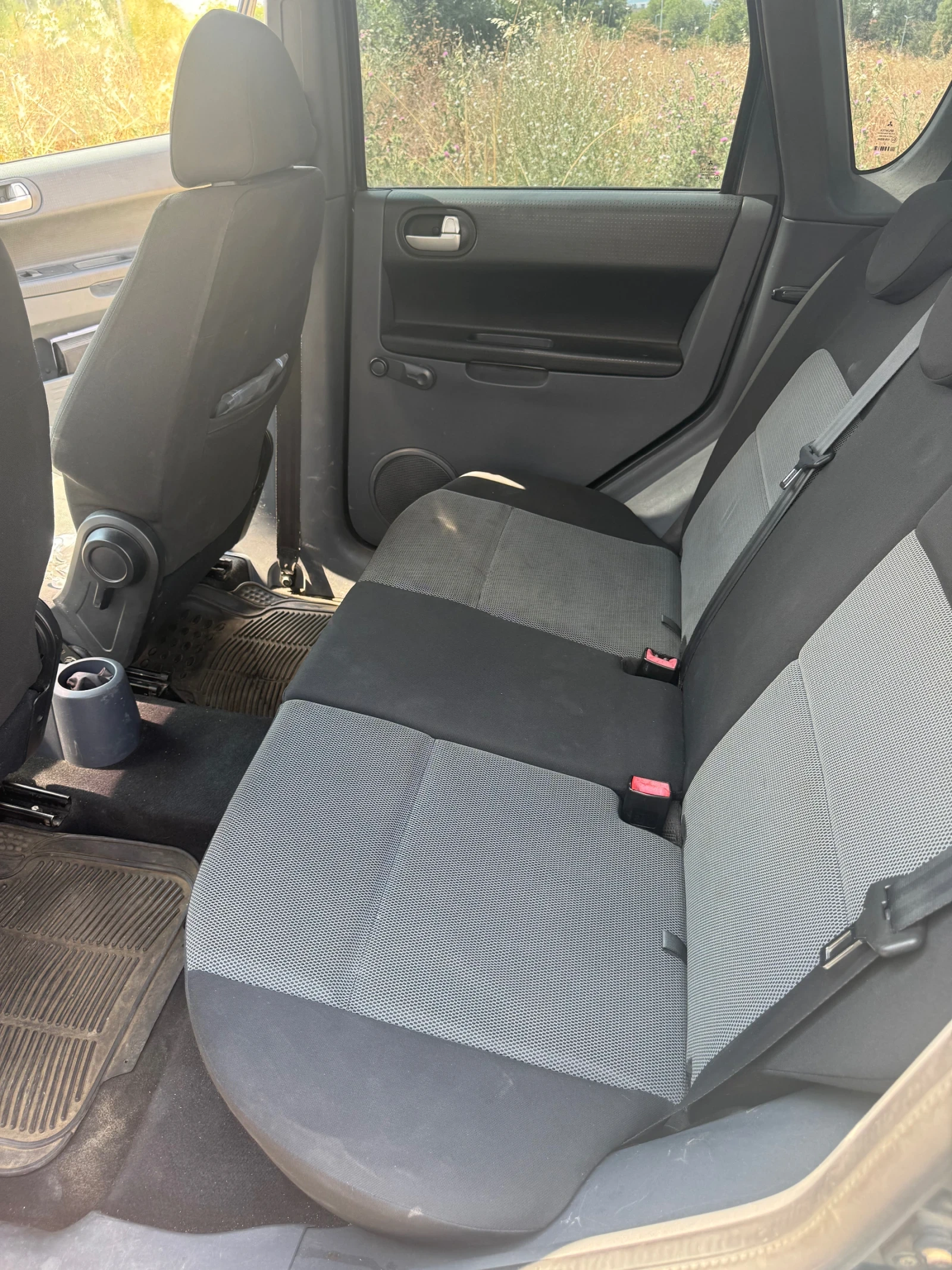 Mitsubishi Colt, снимка 8 - Автомобили и джипове - 55574052