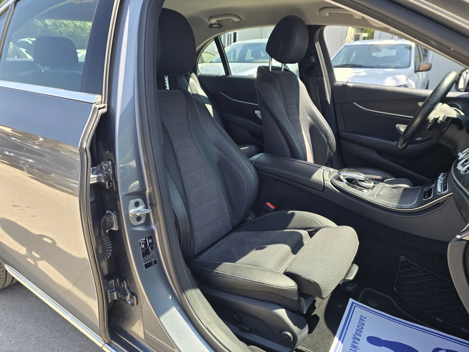 Mercedes-Benz E 400 CDI 340к.с 4MATIC AMG , снимка 12 - Автомобили и джипове - 55614309