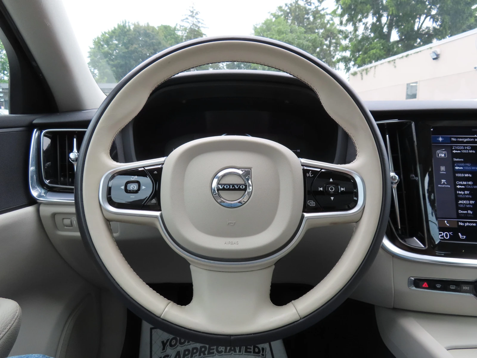 Volvo V60 T5 Momentum, снимка 16 - Автомобили и джипове - 55615629