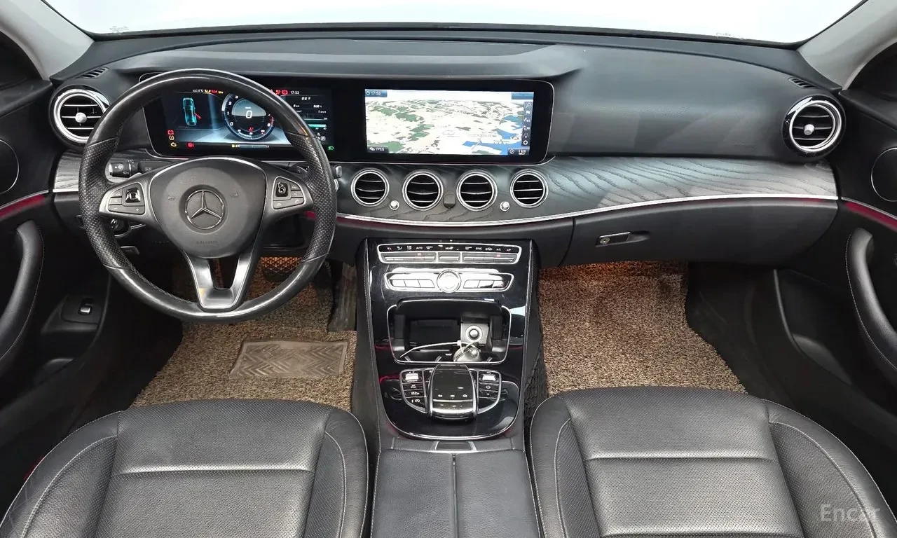 Mercedes-Benz E 300 ПОДГРЕВ* ОБДУХВАНЕ* 360КАМЕРА* МЪРТВА* ТОЧКА, снимка 7 - Автомобили и джипове - 55695343