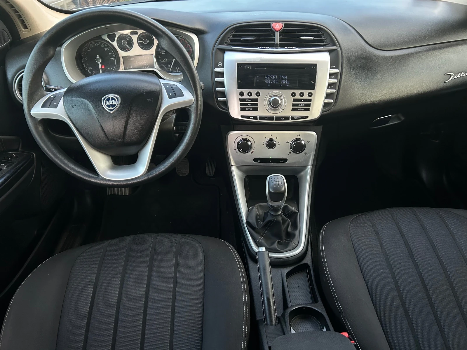 Lancia Delta 1.4 TURBO //ГАЗ// LED, снимка 8 - Автомобили и джипове - 55971704
