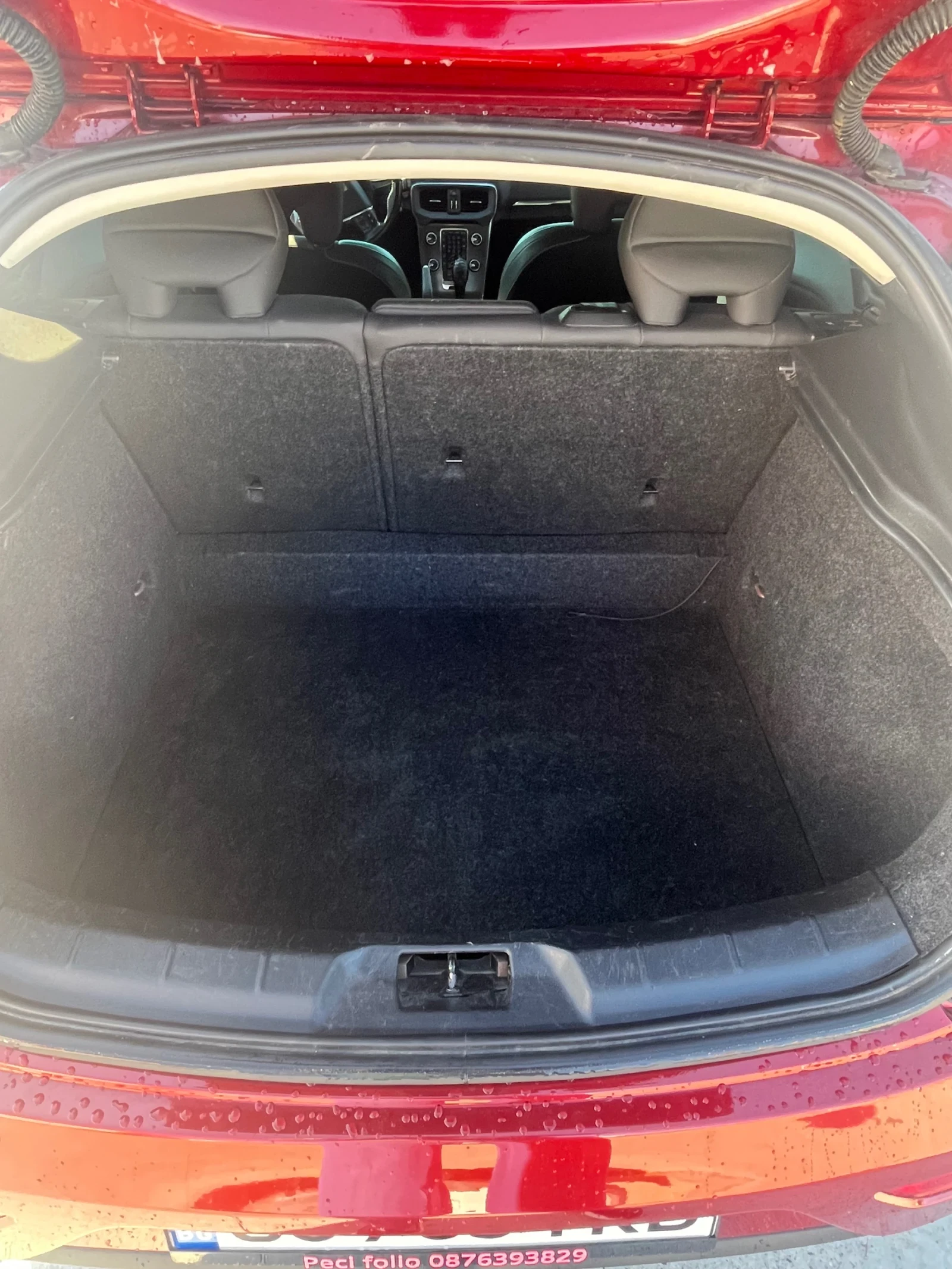 Volvo V40, снимка 15 - Автомобили и джипове - 56209340
