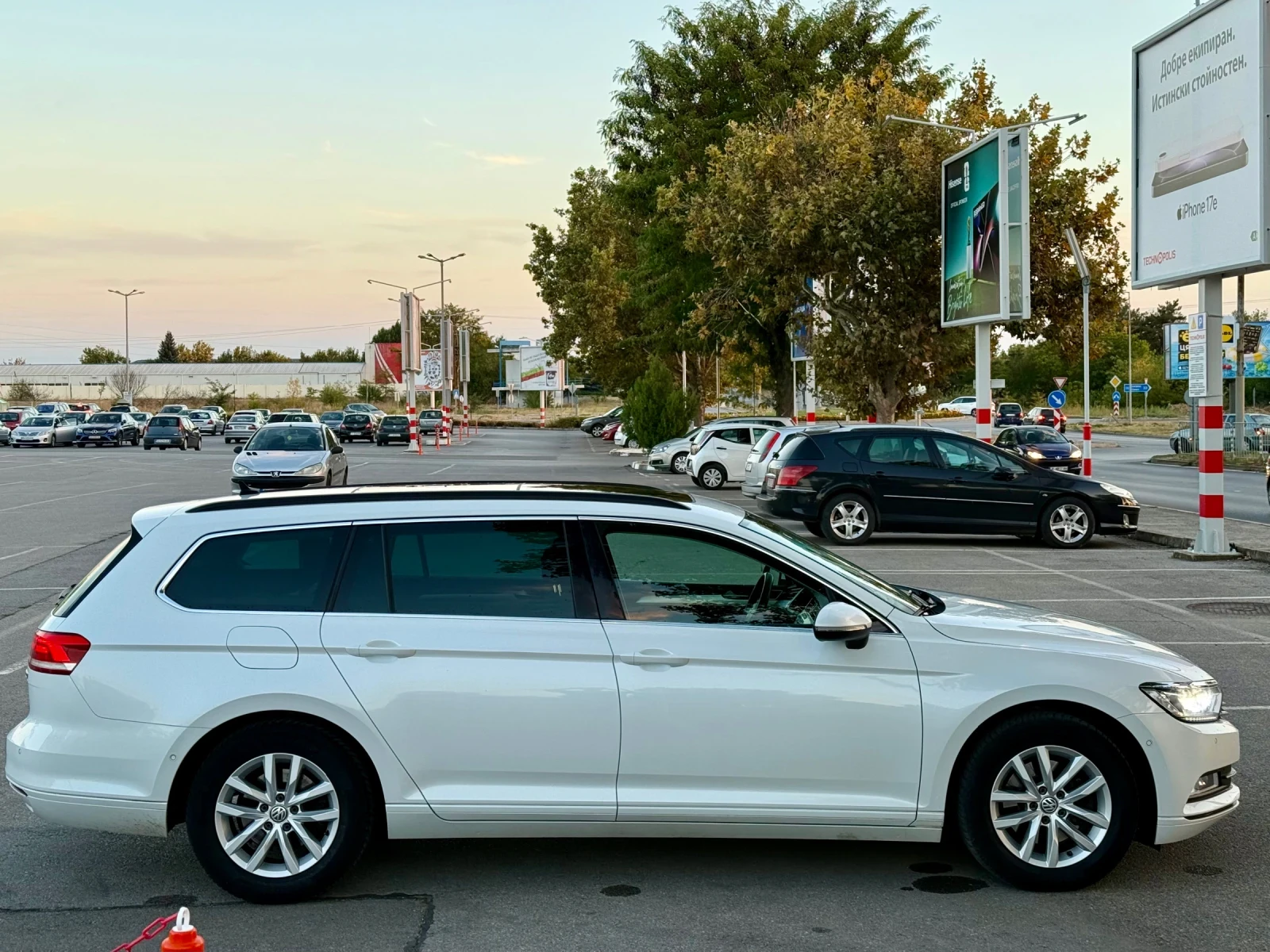 VW Passat 2.0 TDI COMFORTLINE 2017 150 к.с. DSG | DIGITAL | , снимка 5 - Автомобили и джипове - 56310148