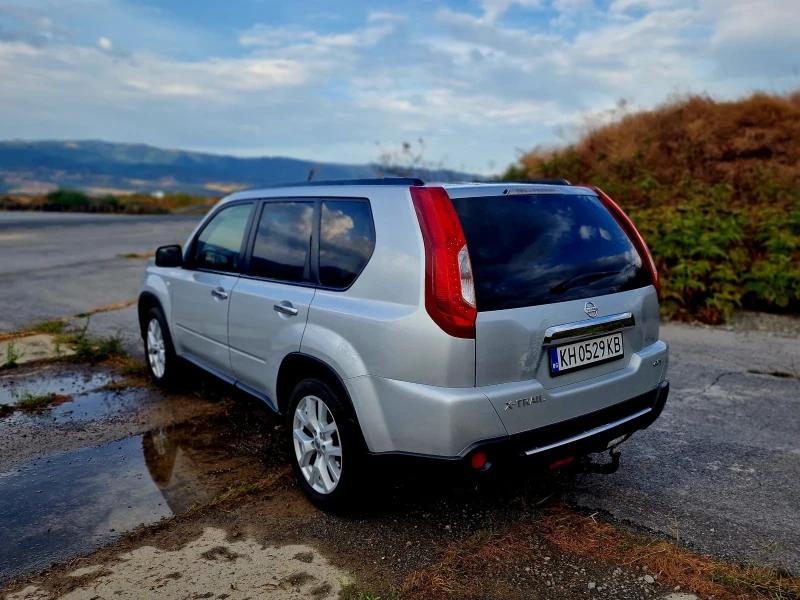 Nissan X-trail Facelift, панорама, кожа, keyless, обслужен, снимка 4 - Автомобили и джипове - 46958252