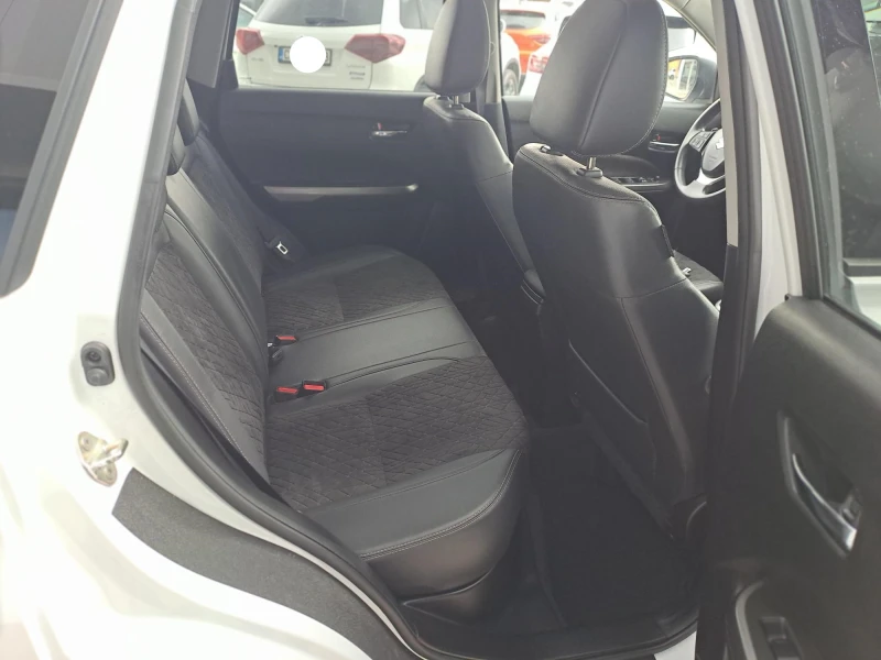 Suzuki Vitara 1.4 GLX S/R Booster Jet HYBRID 4X4 AUTO , снимка 11 - Автомобили и джипове - 52423107