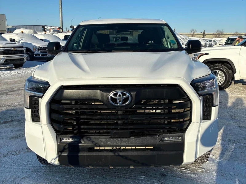 Toyota Tundra * SR5 * CARFAX * БЕЗ ПЪРВОНАЧАЛНА ВНОСКА, снимка 6 - Автомобили и джипове - 52943861