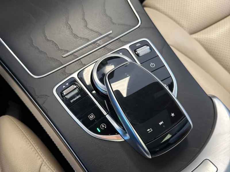 Mercedes-Benz GLC * 300 * CARFAX * БЕЗ ПЪРВОНАЧАЛНА ВНОСКА, снимка 13 - Автомобили и джипове - 53090777