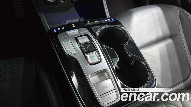 Hyundai Tucson 1.6 2WD| 360| DIST| ОБДУХВАНЕ| ПАМЕТ| ПОДГРЕВ, снимка 10 - Автомобили и джипове - 55836007