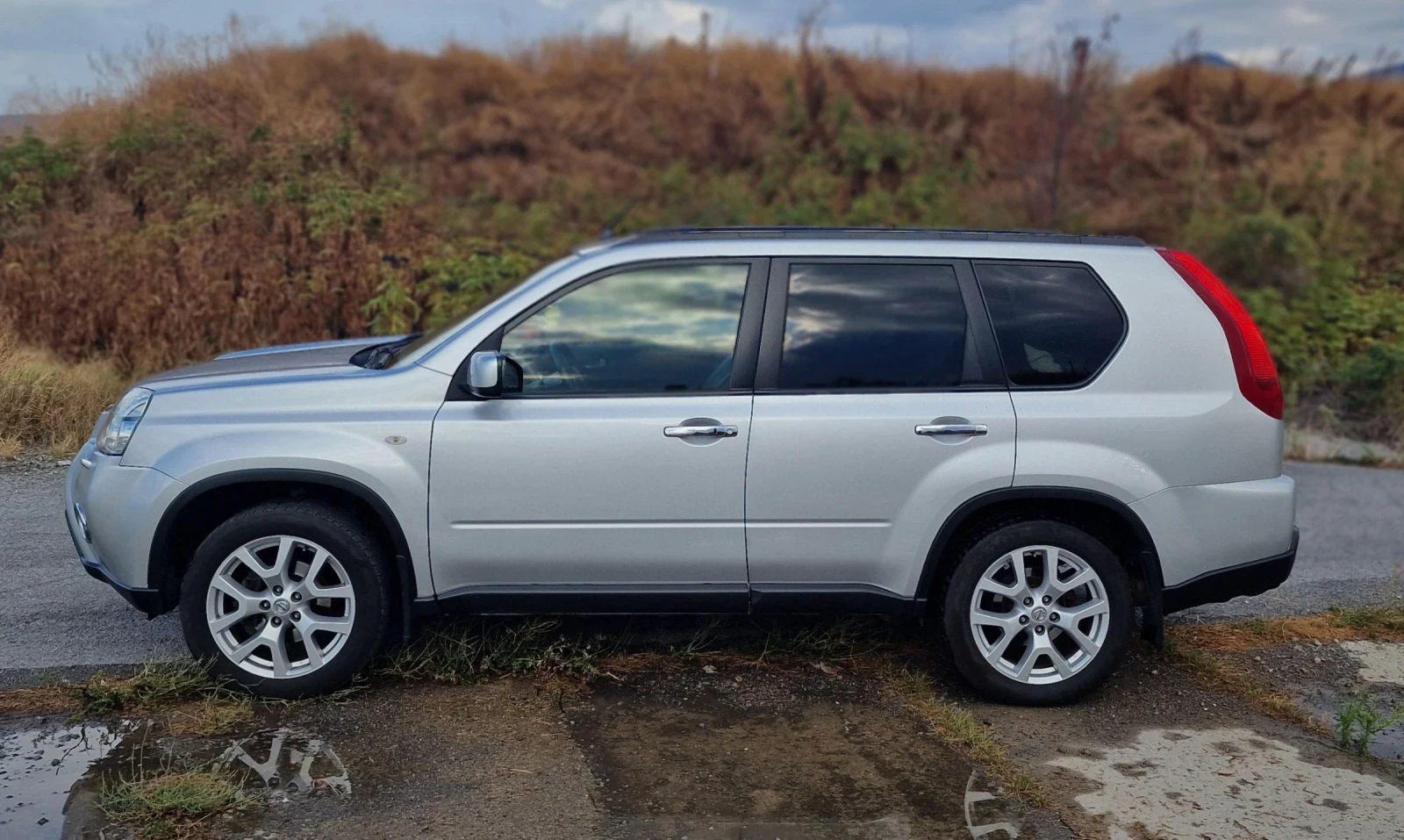 Nissan X-trail Facelift, панорама, кожа, keyless, обслужен - изображение 5