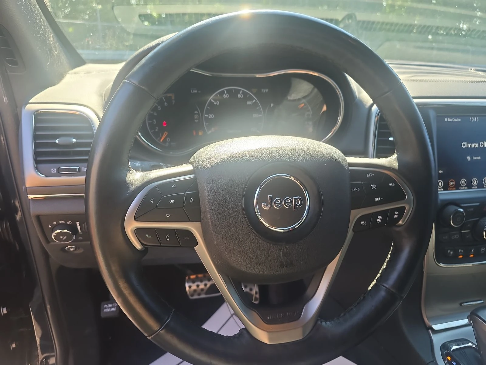 Jeep Grand cherokee High Altitude* 8ZF* 4x4* Distronic* Keyless* Обдух - изображение 6