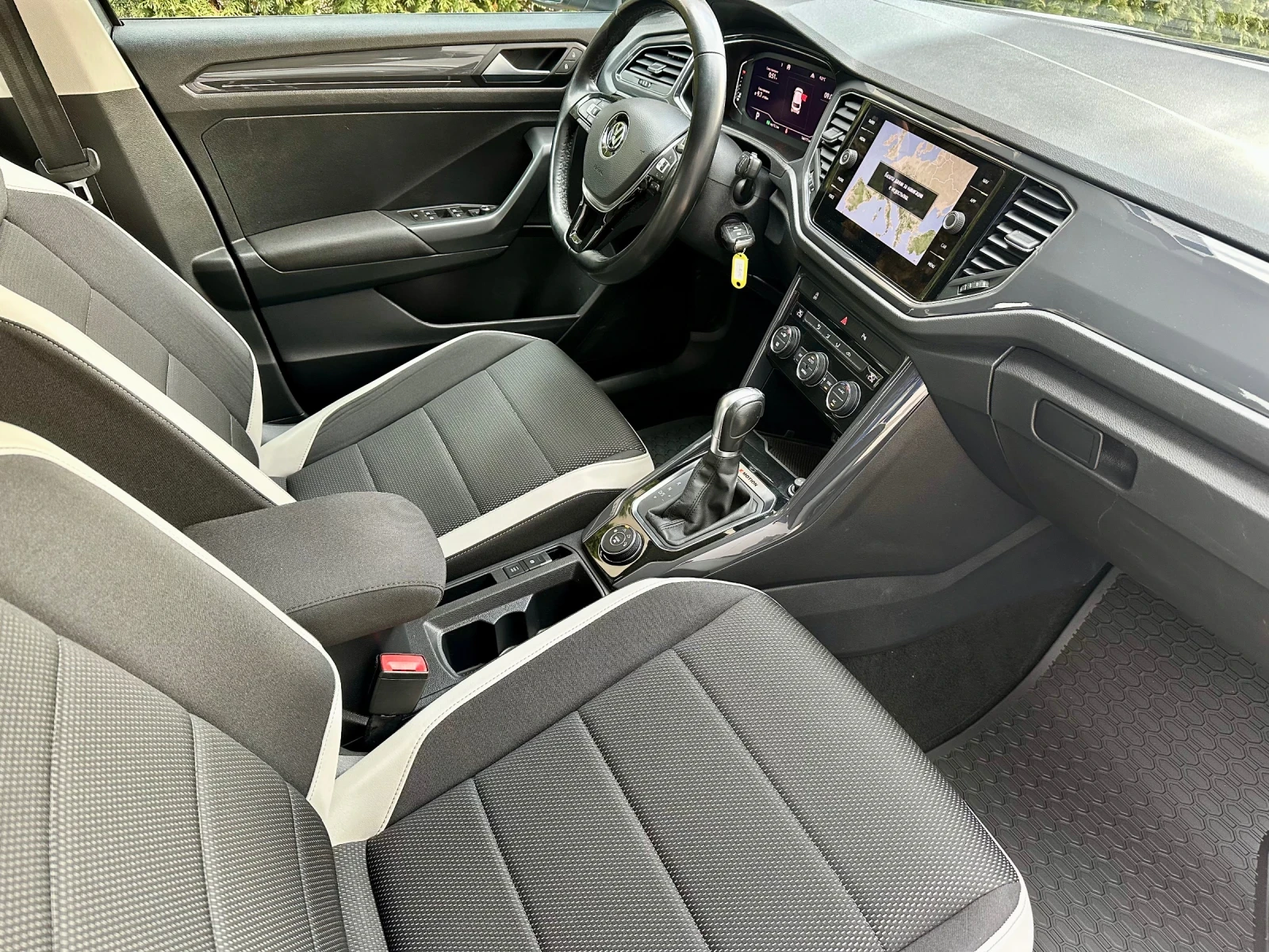 VW T-Roc 2.0tdi 150�� 4* 4 avtomat/distr/line asist/digital | Mobile.bg � ����������� 10
