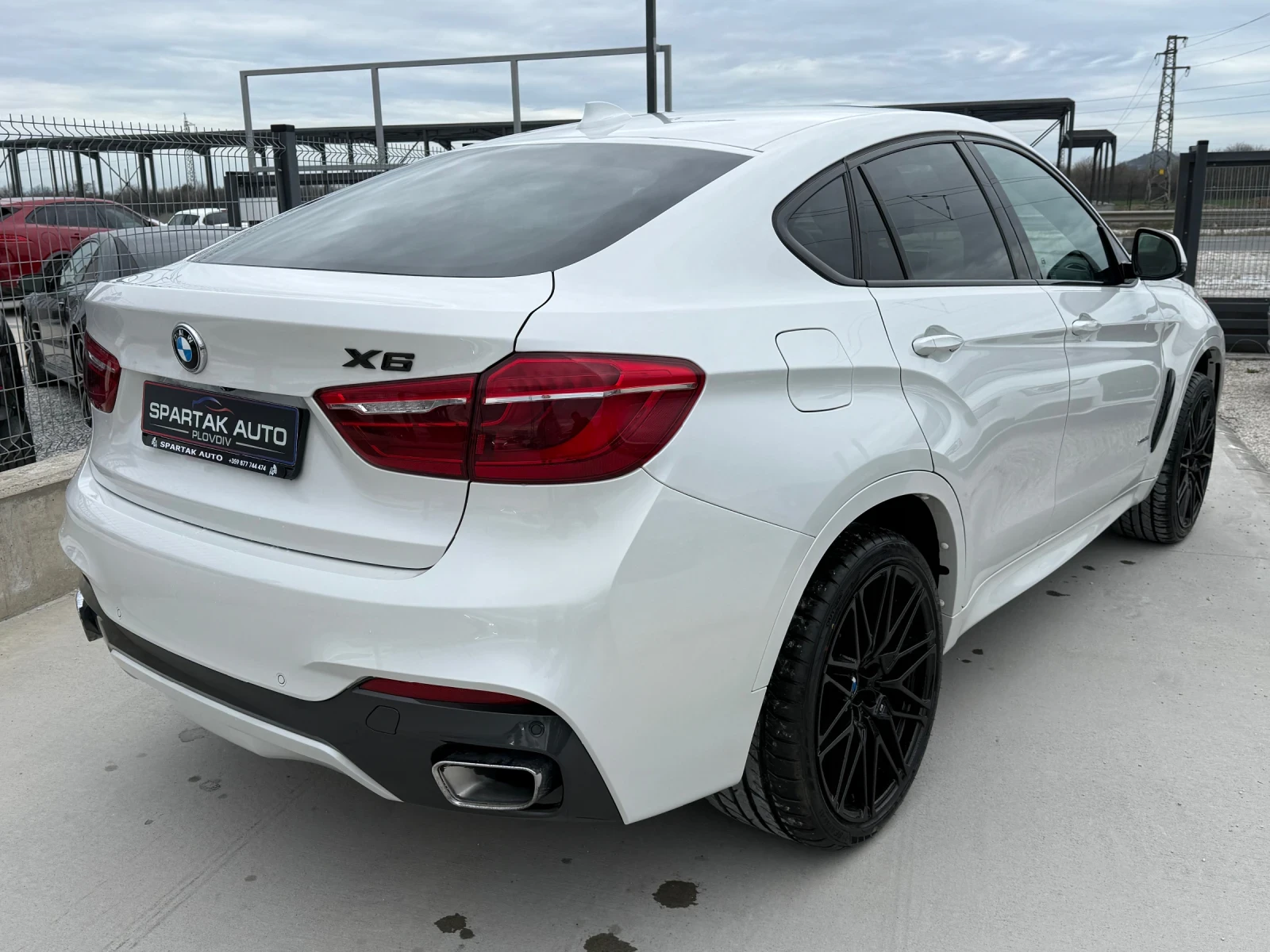 BMW X6 2017г* M Pack* 154.000KM* Сервизна История* FULL M, снимка 4 - Автомобили и джипове - 54032698