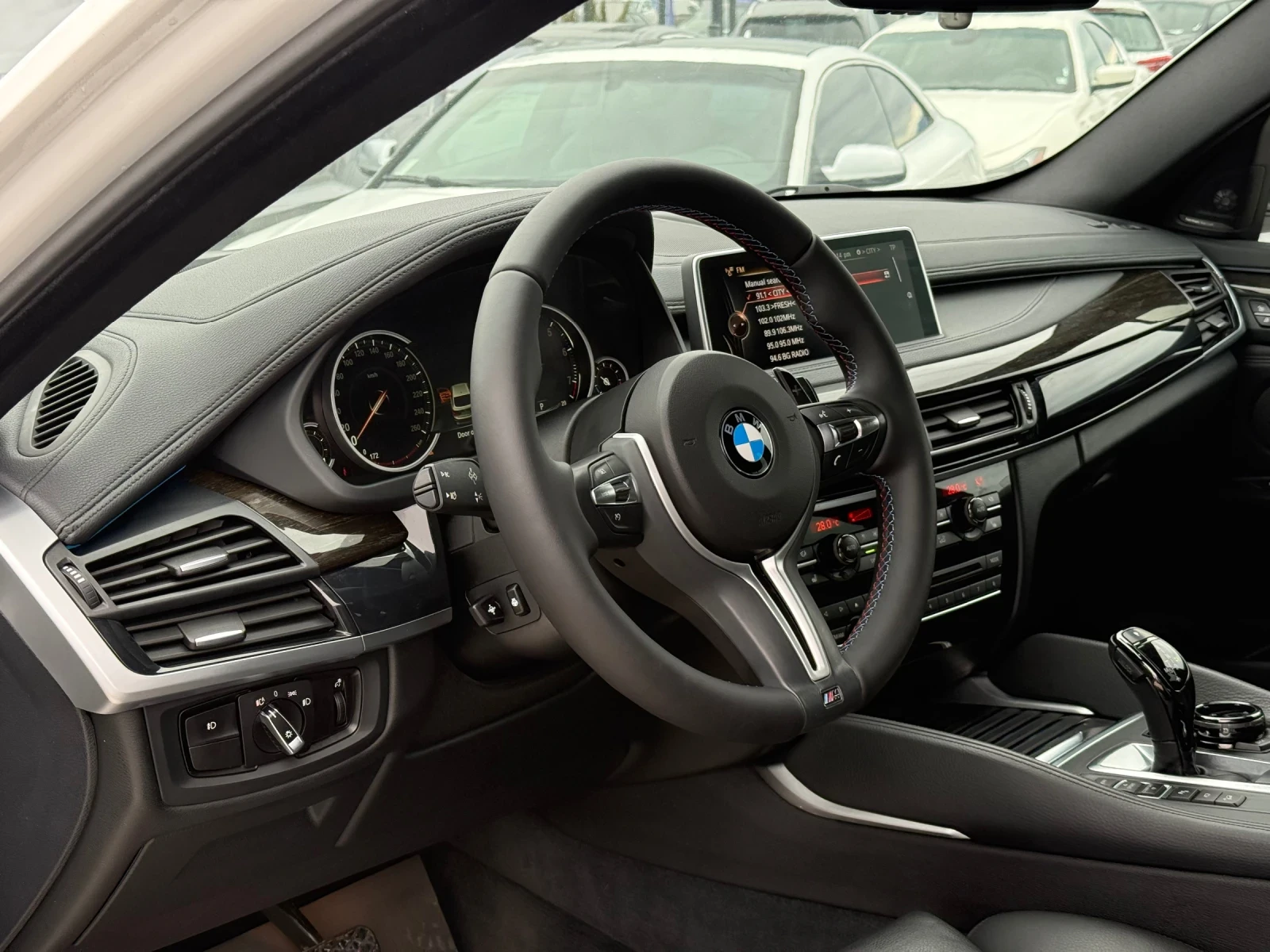 BMW X6 2017г* M Pack* 154.000KM* Сервизна История* FULL M, снимка 8 - Автомобили и джипове - 54032698