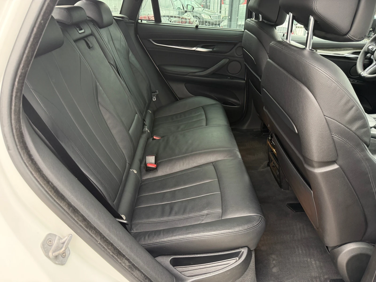 BMW X6 2017г* M Pack* 154.000KM* Сервизна История* FULL M, снимка 11 - Автомобили и джипове - 54032698