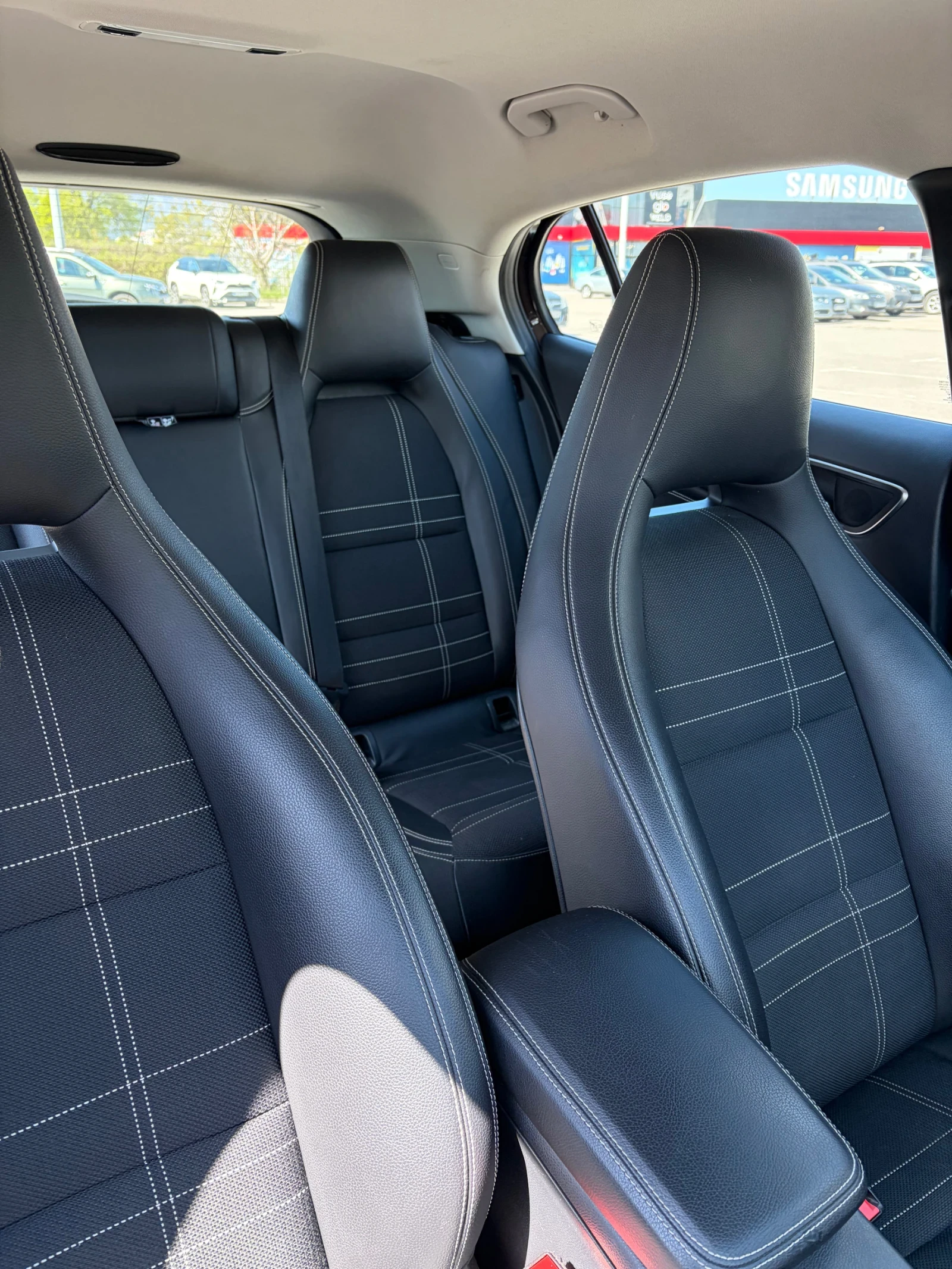 Mercedes-Benz GLA 220, снимка 9 - Автомобили и джипове - 54307938