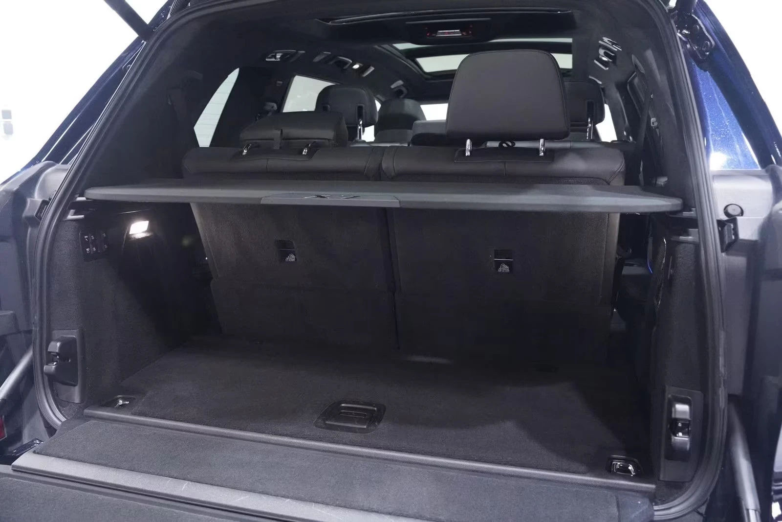BMW X7 40i/333HP/M-SPORT/360/CARBON/PANO/KLESS/413z | Mobile.bg � ����������� 11