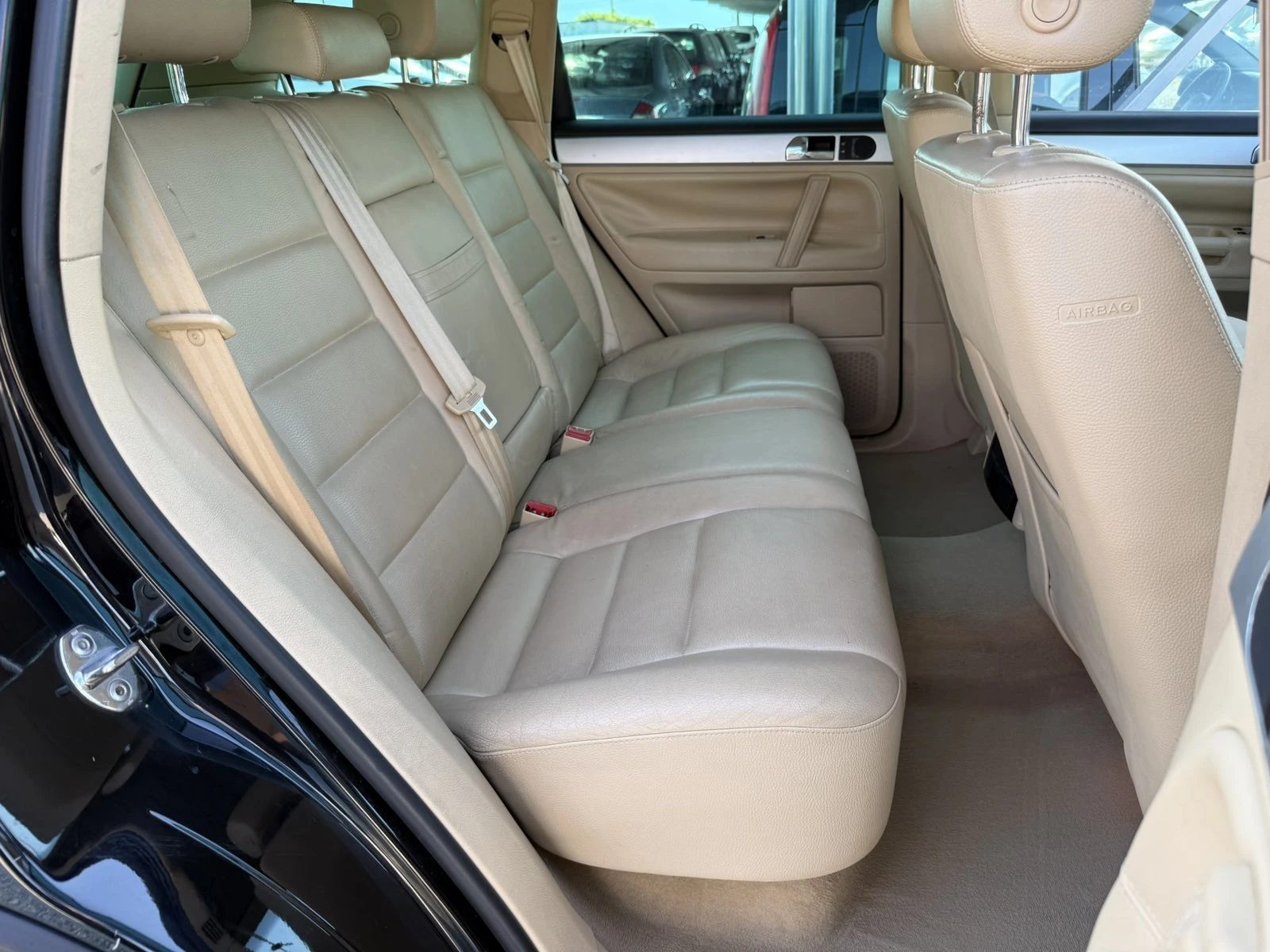 VW Touareg 3.0TDI КОЖА АВТОМАТ, снимка 13 - Автомобили и джипове - 55084591