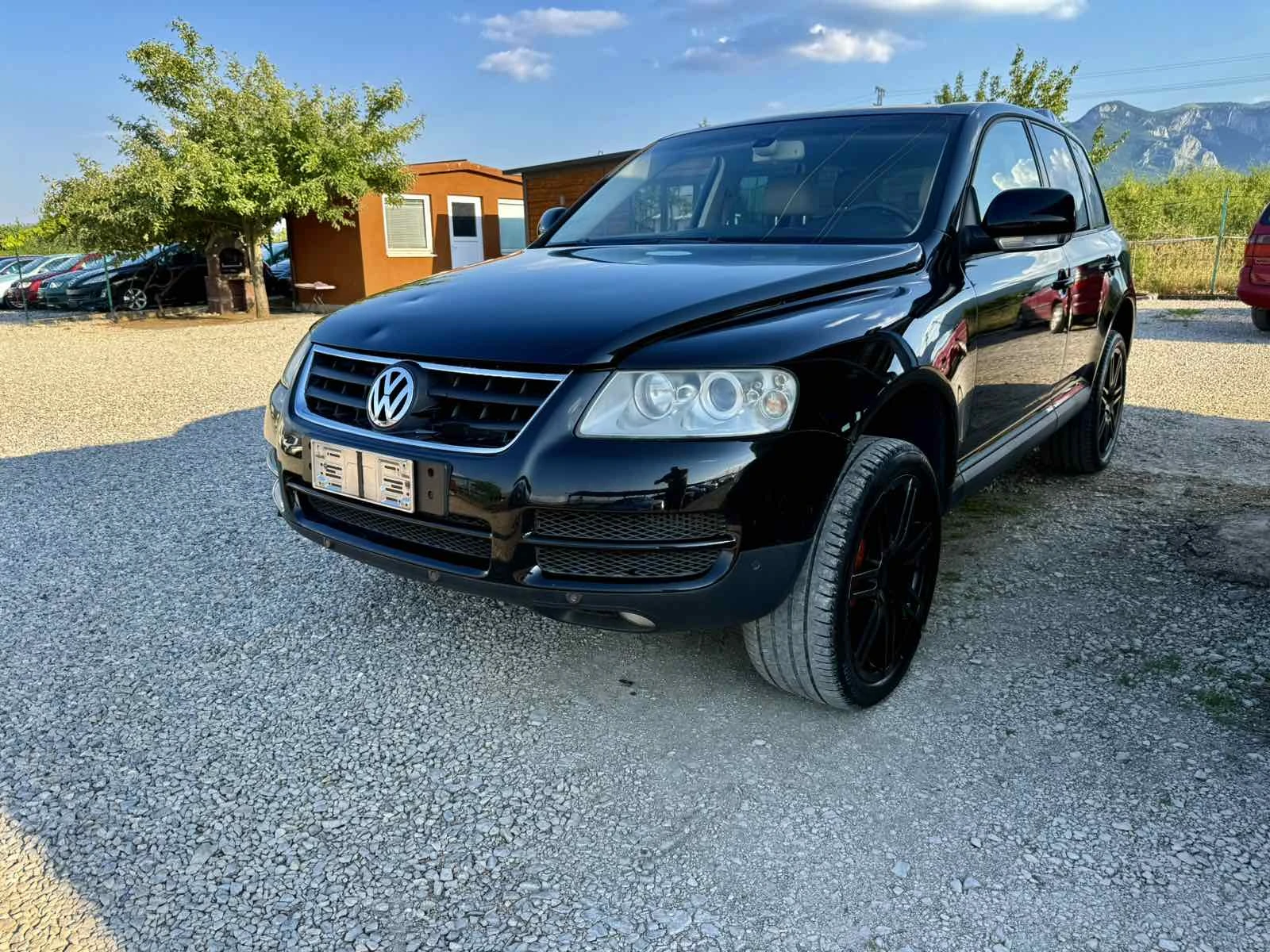 VW Touareg 3.0TDI КОЖА АВТОМАТ, снимка 3 - Автомобили и джипове - 55084591