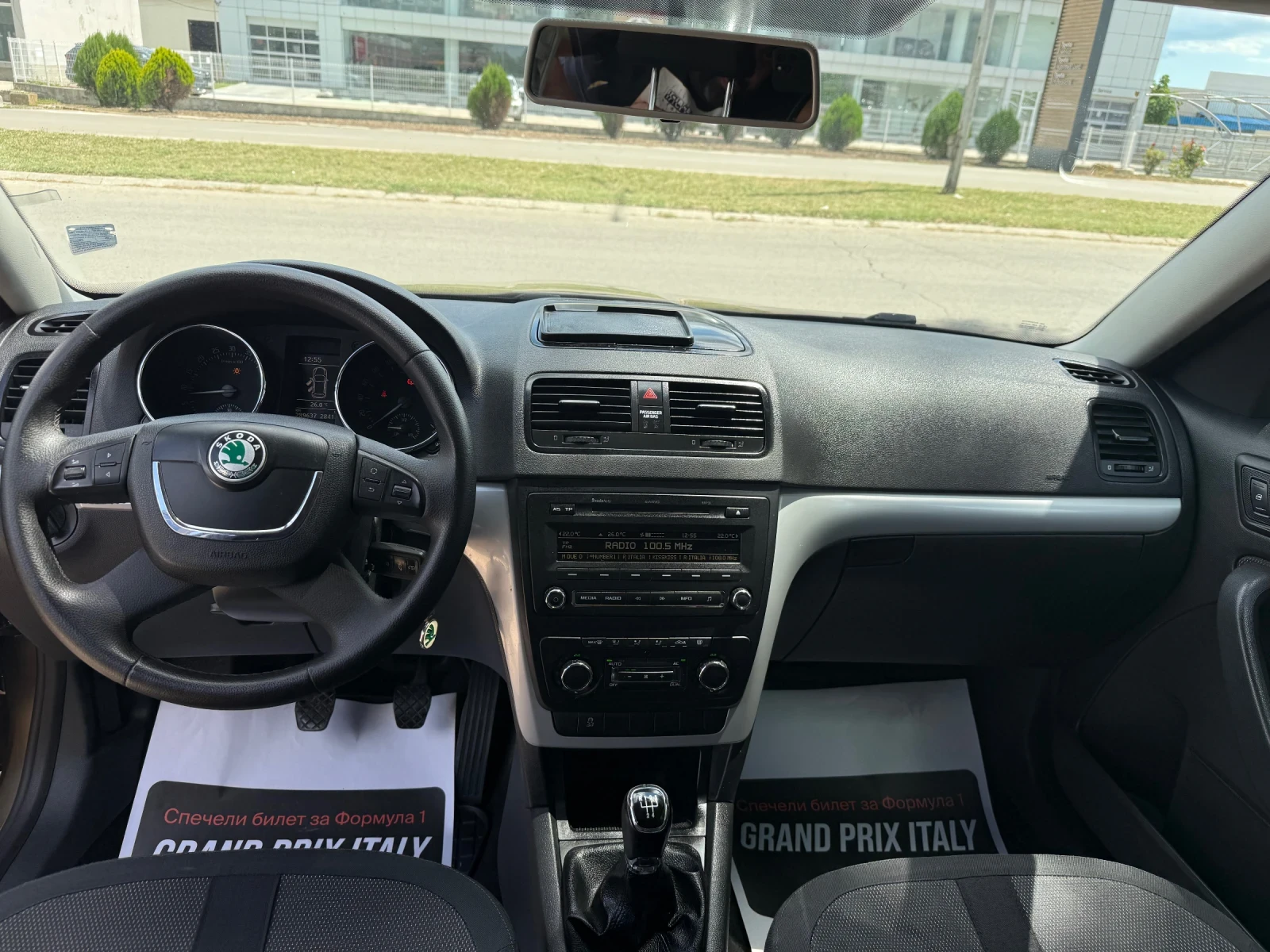 Skoda Yeti 2.0 TDI Италия, снимка 7 - Автомобили и джипове - 55421429
