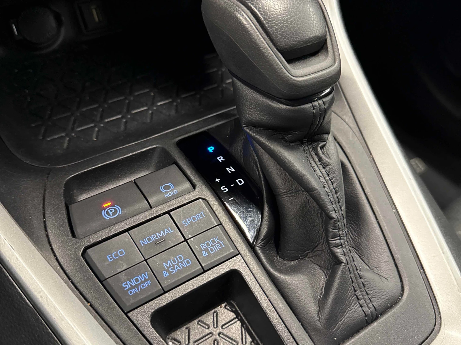 Toyota Rav4 * LE * ���������� * ������ ���������������� | Mobile.bg � ����������� 11
