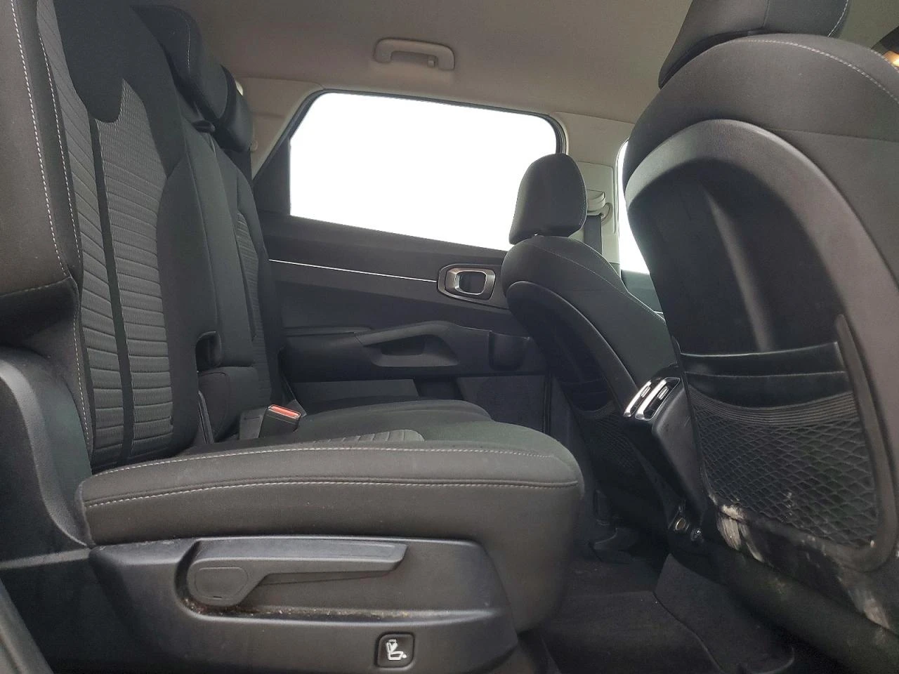 Kia Sorento, снимка 11 - Автомобили и джипове - 55995475