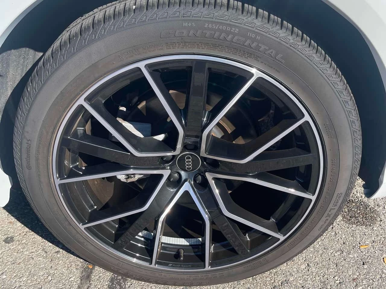 Audi Q8 * Technik * ДВА КЛЮЧА  * KEYLESS * , снимка 14 - Автомобили и джипове - 56621137