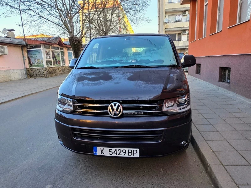 VW Caravelle, снимка 1 - Бусове и автобуси - 49436386