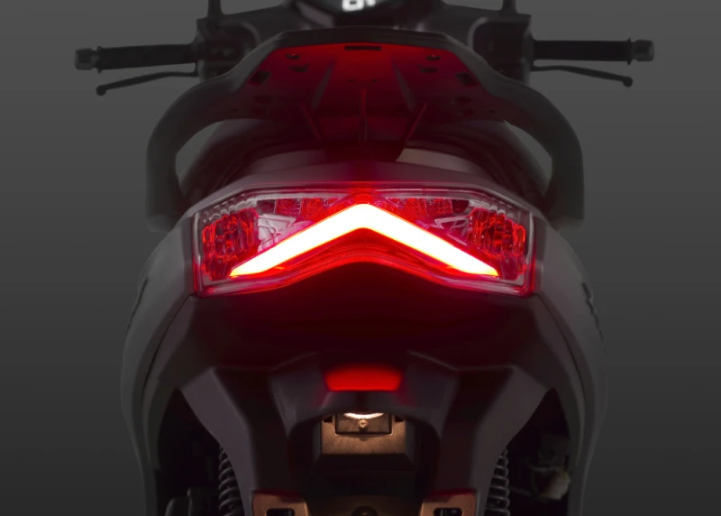 Sym Symphony ST 200 ABS TOP-BOX, снимка 15 - Мотоциклети и мототехника - 50318163