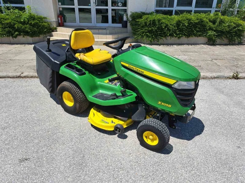 Сенокосачка John Deere X 305 R, снимка 2 - Селскостопанска техника - 45995458