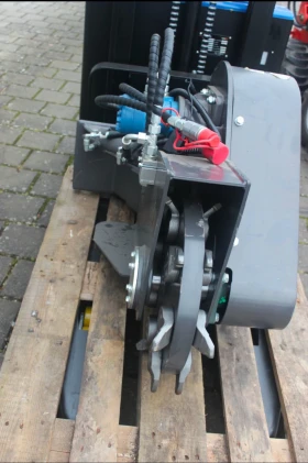 Мини челни товарачи Bobcat Rexus , снимка 9