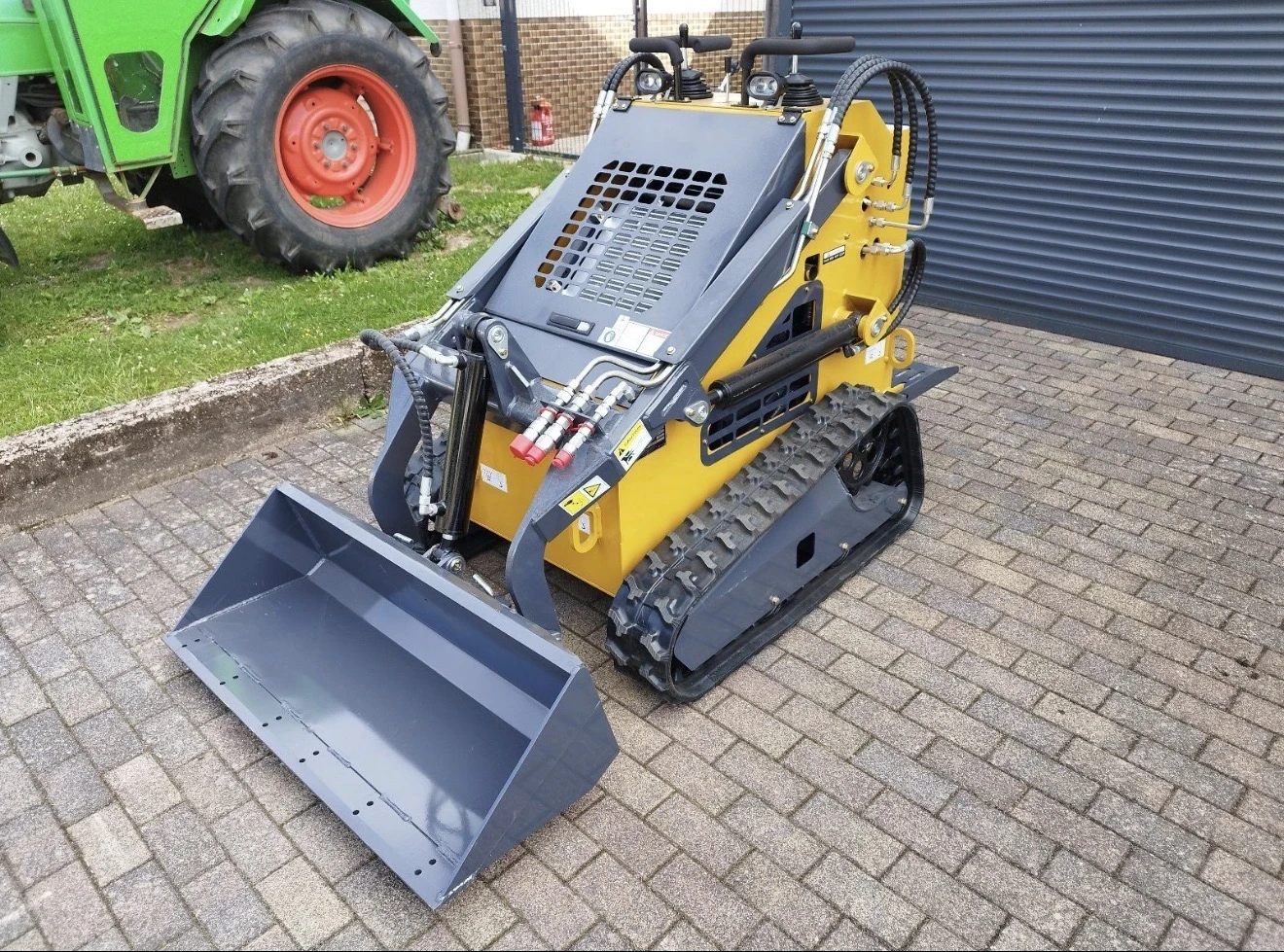 Мини челни товарачи Bobcat Rexus , снимка 2 - Индустриална техника - 54675592