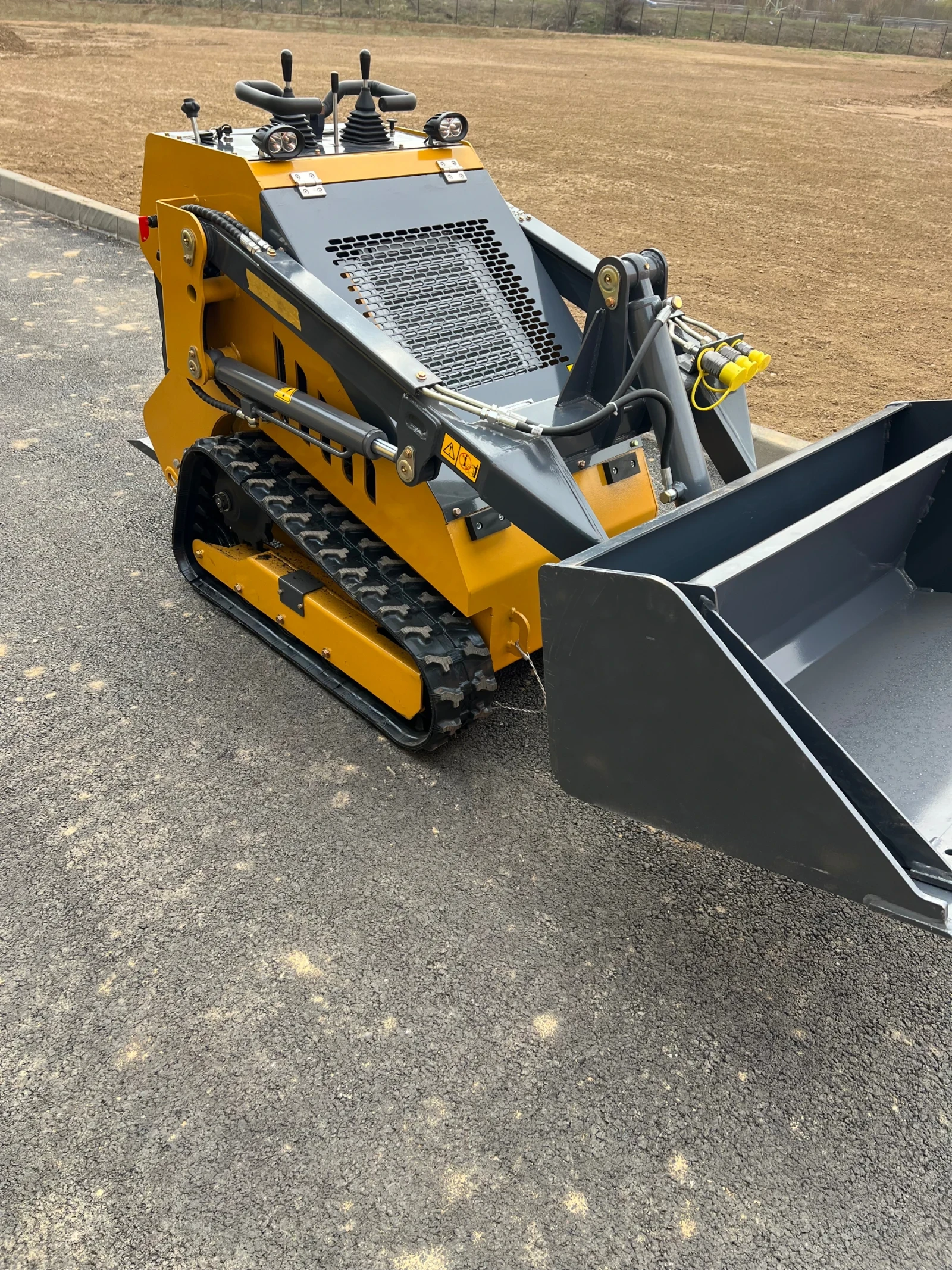    Bobcat Infront | Mobile.bg   1