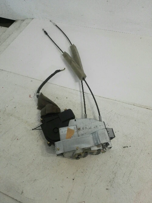 Брава врата предна лява Субару Легаси