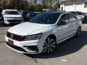 VW Passat * GT * 2 КЛЮЧА* PANO* KEYLESS* ПОДГРЕВ* , снимка 1