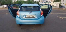 Toyota Prius C 1.5 HYBRID , снимка 11