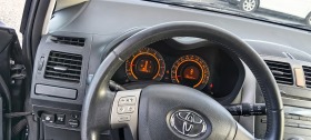 Toyota Auris 1.6 gaz italy, снимка 13 - Автомобили и джипове - 44826300