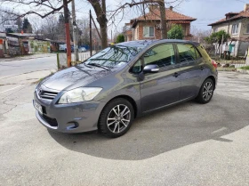 Toyota Auris  - изображение 1