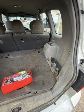 Kia Carens 2.0, снимка 11