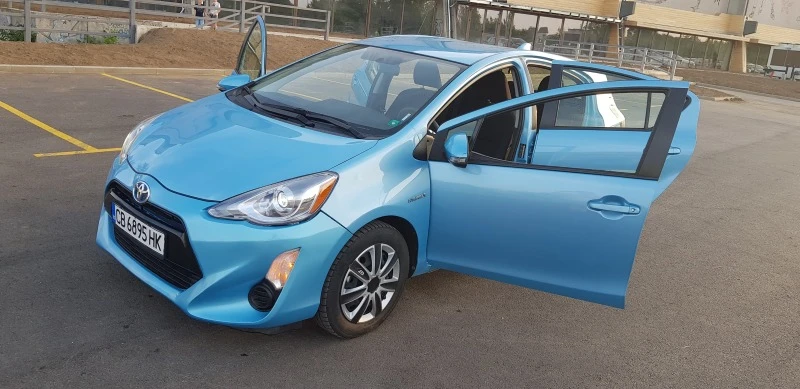 Toyota Prius C 1.5 HYBRID , снимка 3 - Автомобили и джипове - 41557043