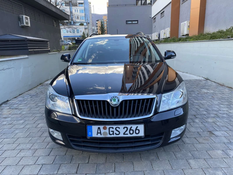 Skoda Octavia 2.0TDI/ТЕГЛИЧ/АВТОПИЛОТ/СЕРВ.ИСТОРИЯ, снимка 3 - Автомобили и джипове - 47853878